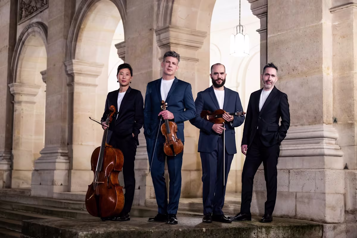 Ensemble Diderot (L to R): Gulrim Choï, Johannes Pramsohler, Roldán Bernabé, Philippe Grisvard) | photo by Julien Benhamou
