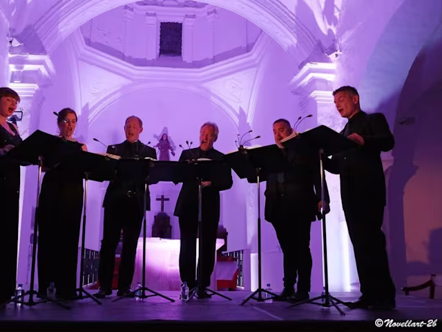 Associate Artists in Concert Associate Artists in Concert