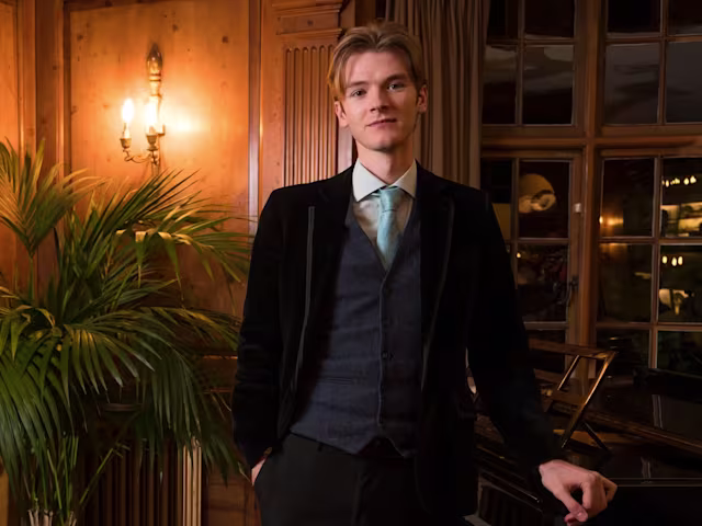 A 19th-century salon piano recital A 19th-century salon piano recital