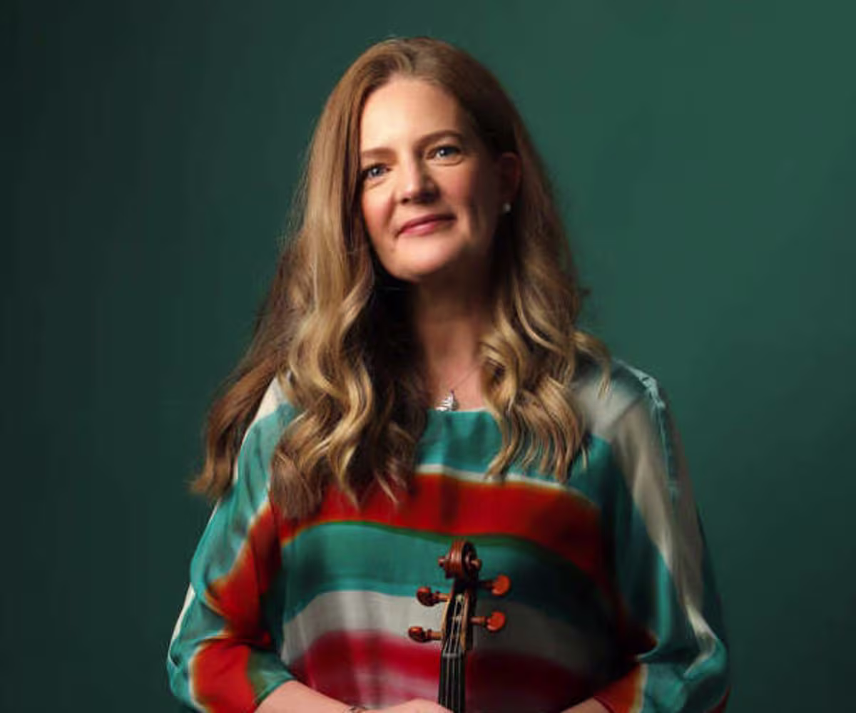 Rachel Podger plays Bach Photo: Broadway Studios