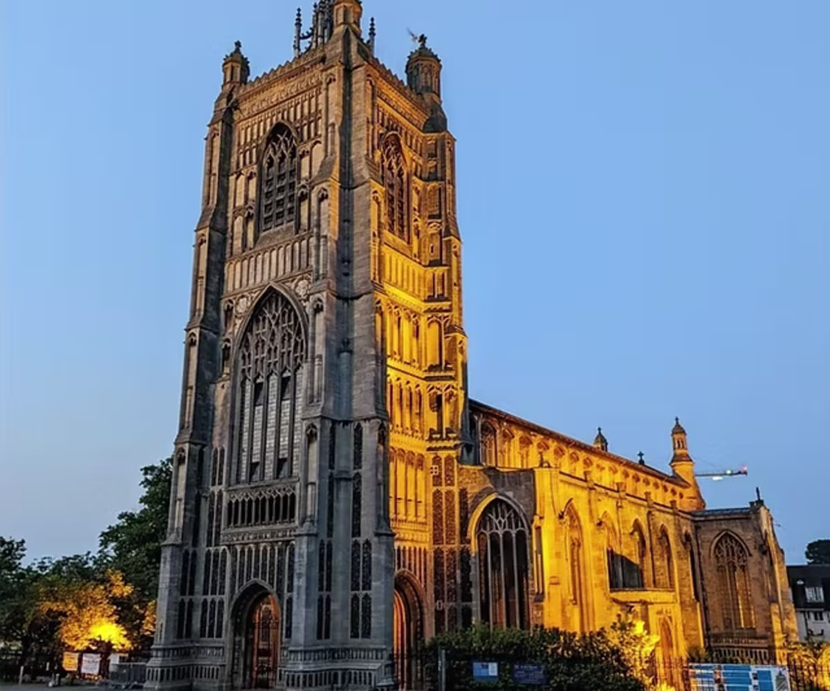 Echoes of the Spanish Baroque Echoes of the Spanish Baroque