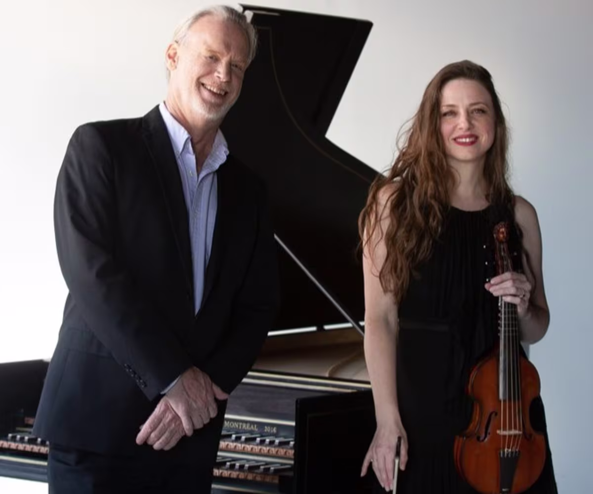 Pardessus in Paradise - The Woman’s Violin Pardessus in Paradise - The Woman’s Violin