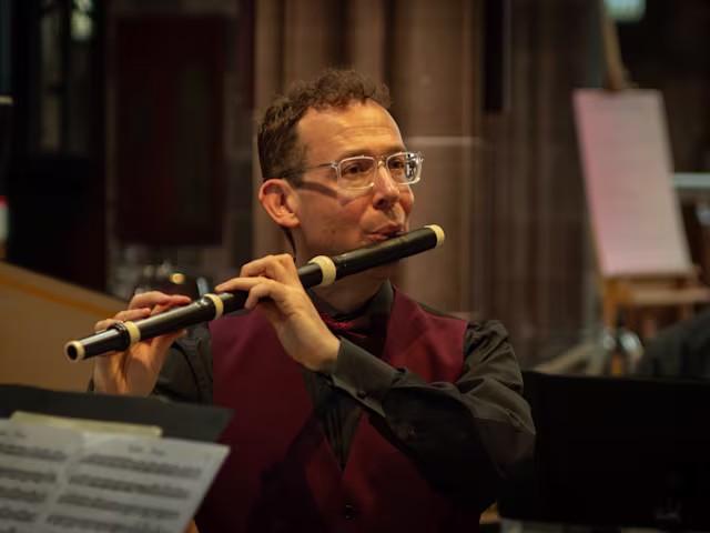 Intimate Notes - 'The French Flute' Intimate Notes - 'The French Flute'