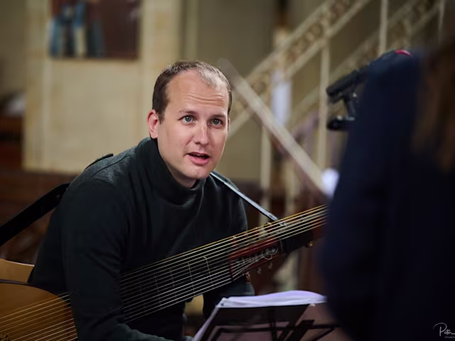 Dowland's Shadow Dowland's Shadow