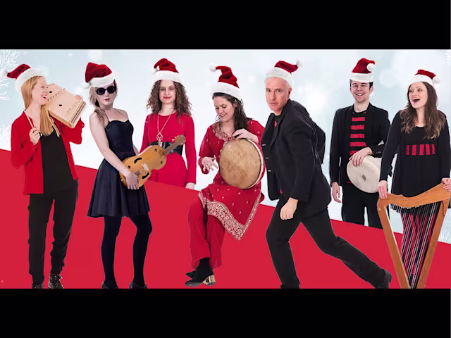 Here we Come a-Carolling! Here we Come a-Carolling!