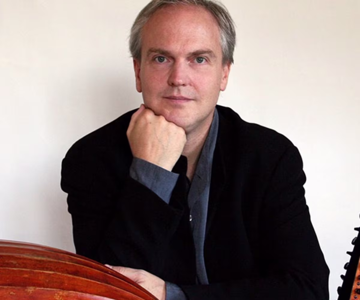 Jakob Lindberg at the Lute Society Jakob Lindberg at the Lute Society