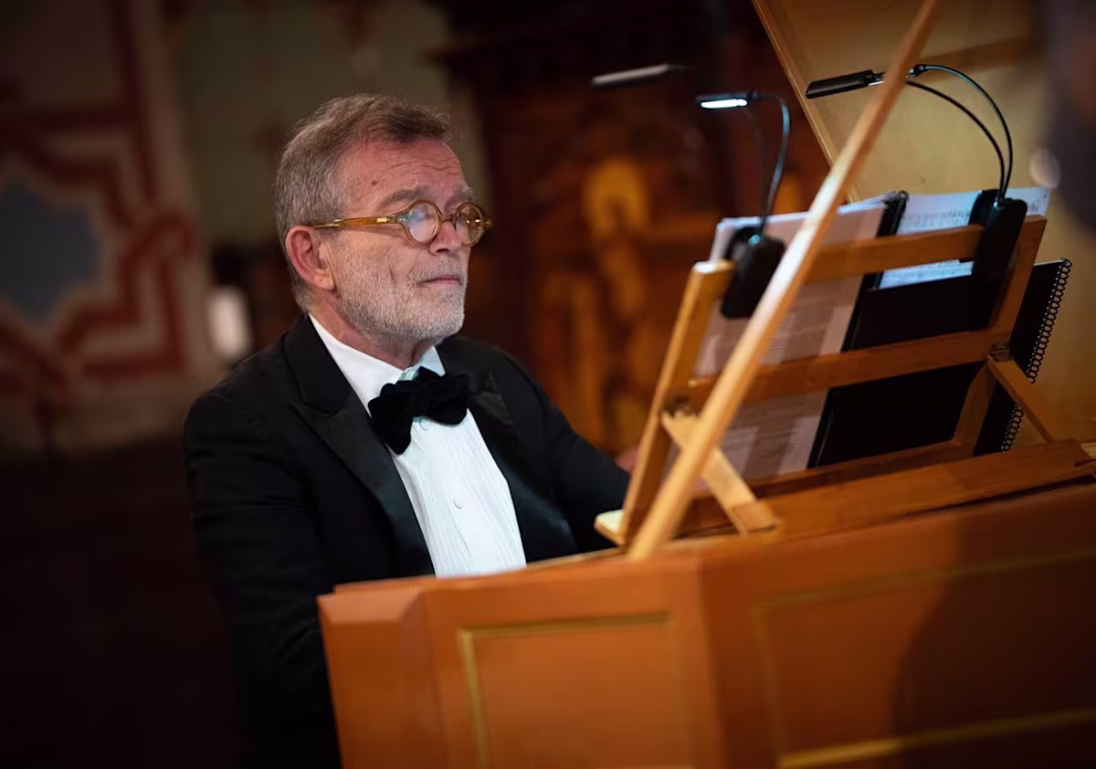 Christophe Rousset on harpsichord (photo by Matteo Gambarini)