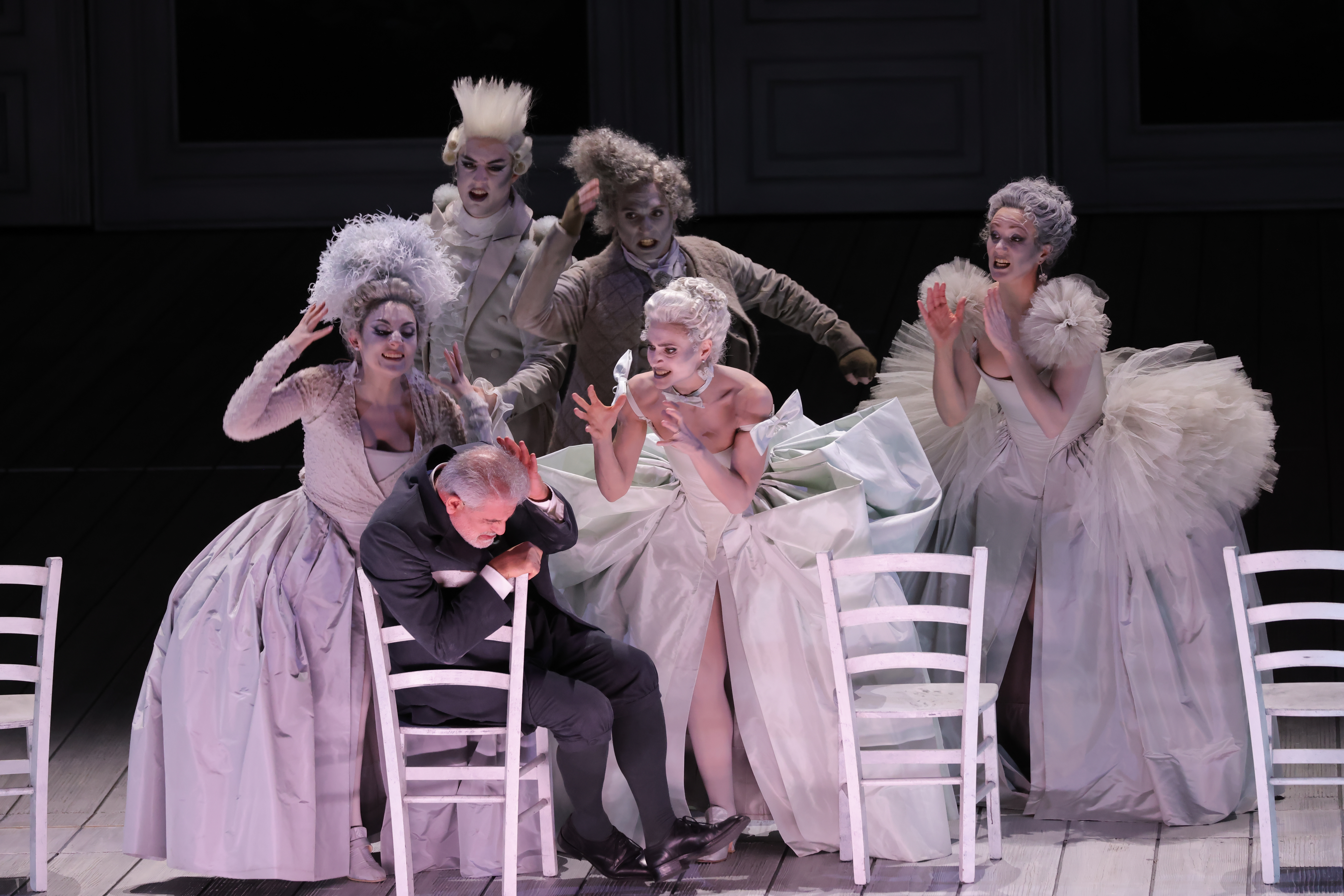 Period-Instrument Comedy at La Scala, Milan, and Opéra Royal, Versailles