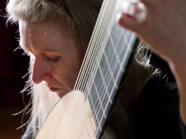Lecture: The lute ensemble at the Elizabethan court Lecture: The lute ensemble at the Elizabethan court