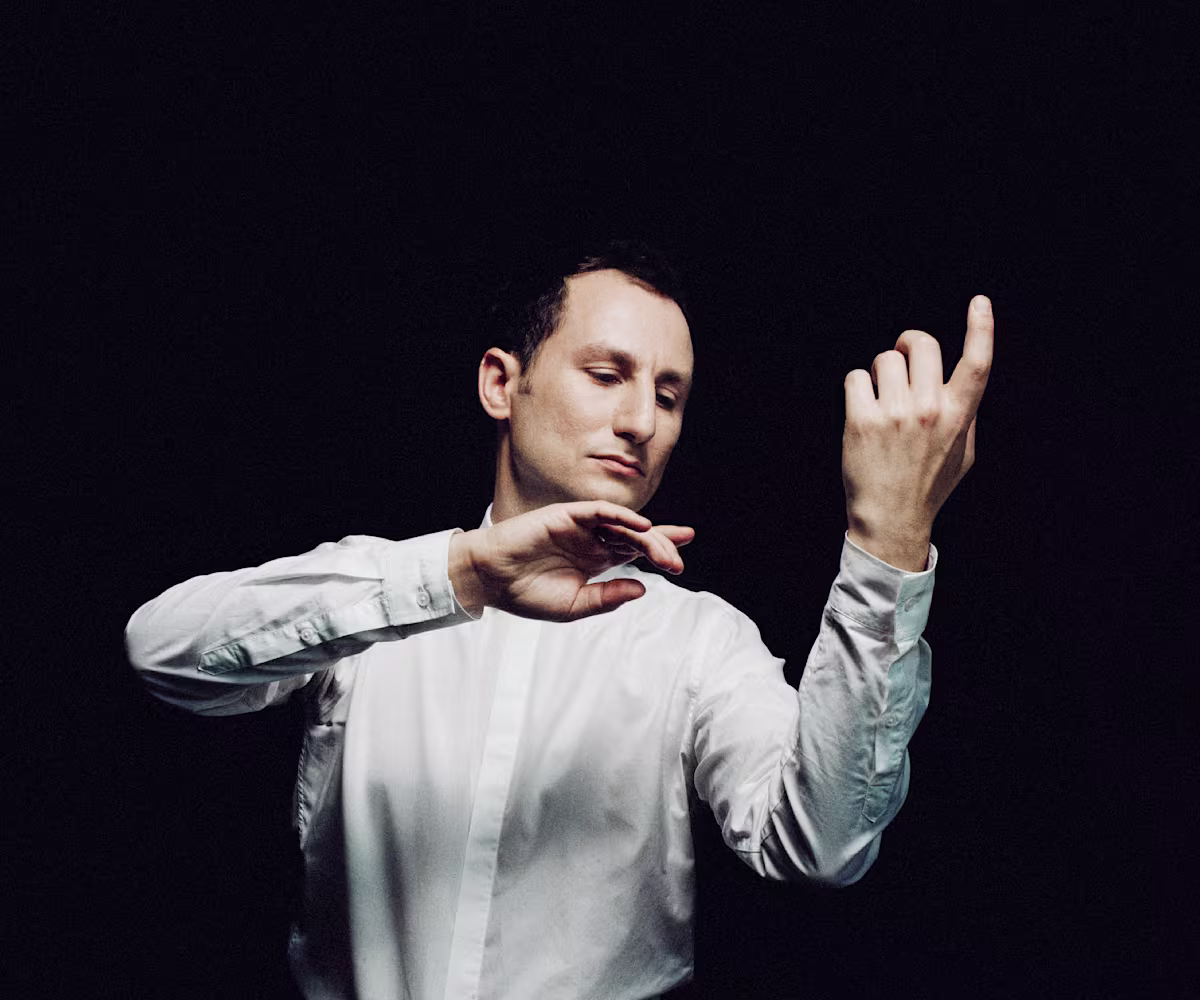 Spotlight on Antoine Tamestit Spotlight on Antoine Tamestit