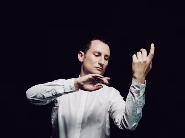 Spotlight on Antoine Tamestit Spotlight on Antoine Tamestit