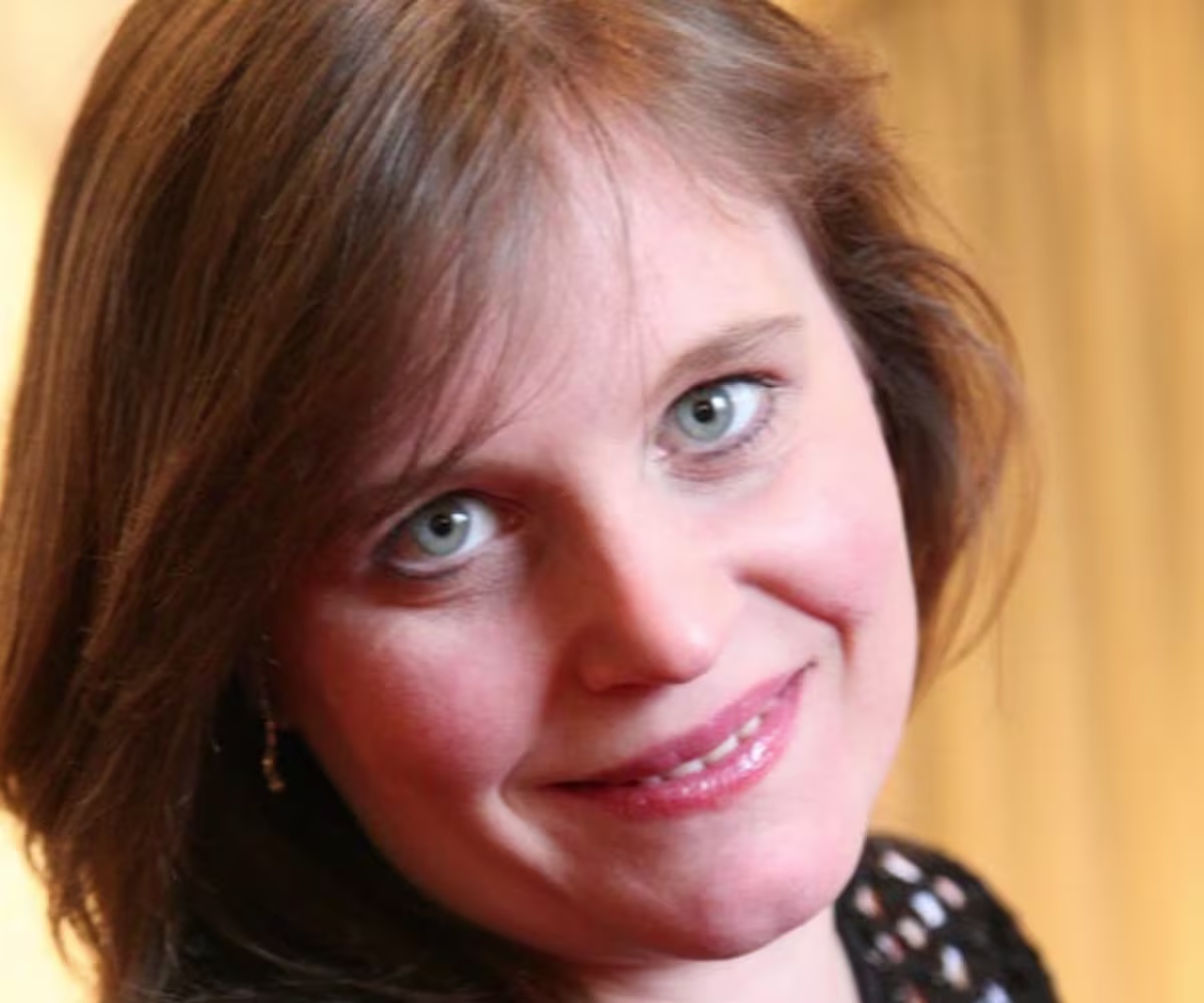 Susan Hamilton Susan Hamilton