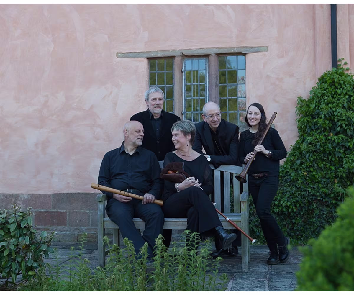 Real Roots with Jenny Bliss Real Roots with Jenny Bliss