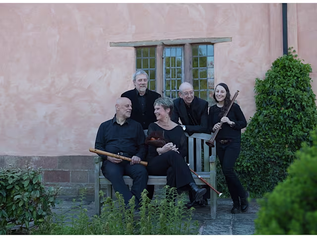 Real Roots with Jenny Bliss Real Roots with Jenny Bliss