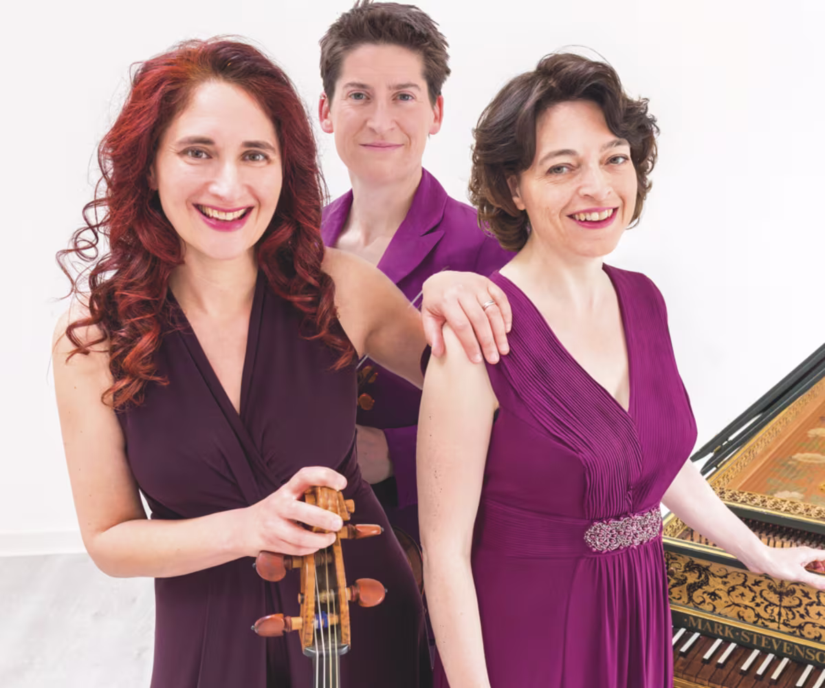 Playing the Picture Playing the Picture