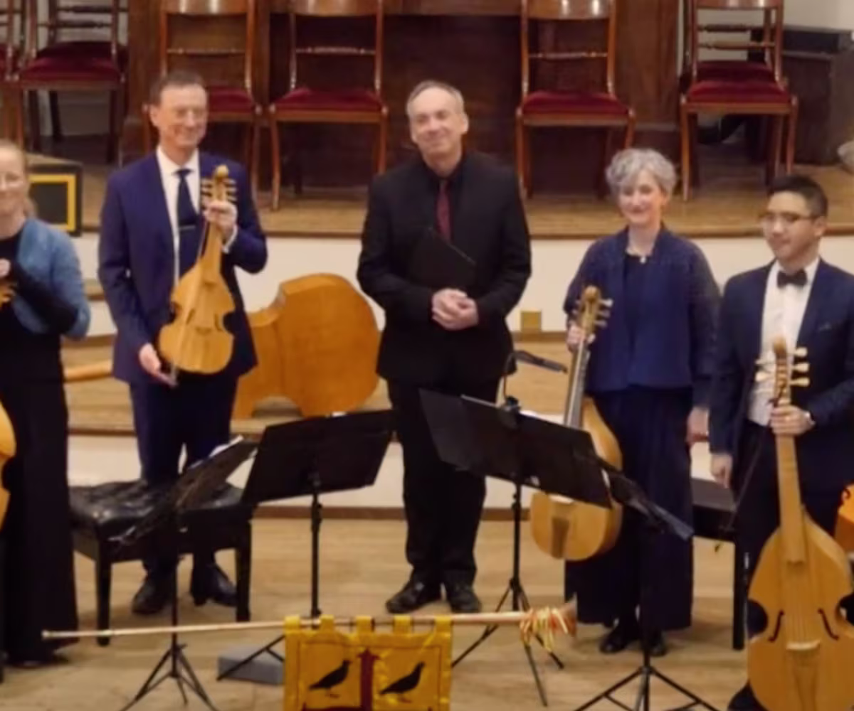 James Gilchrist with Linarol Consort of Viols James Gilchrist with Linarol Consort of Viols