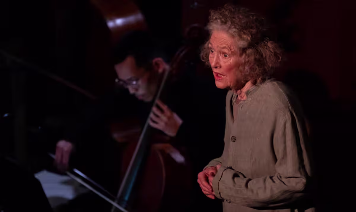 Dame Emma Kirkby performing Pergolesi’s ‘Stabat Mater’ (photo by Kristina Allen) Dame Emma Kirkby performing Pergolesi’s ‘Stabat Mater’ (photo by Kristina Allen)