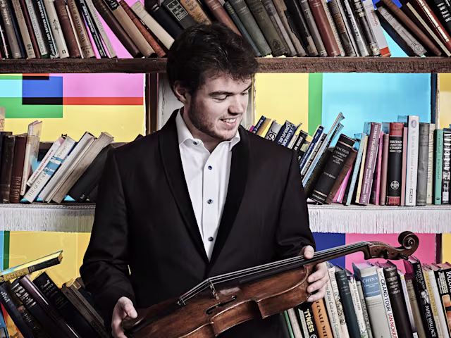 Coffee Concert: Timothy Ridout performs Bach Coffee Concert: Timothy Ridout performs Bach