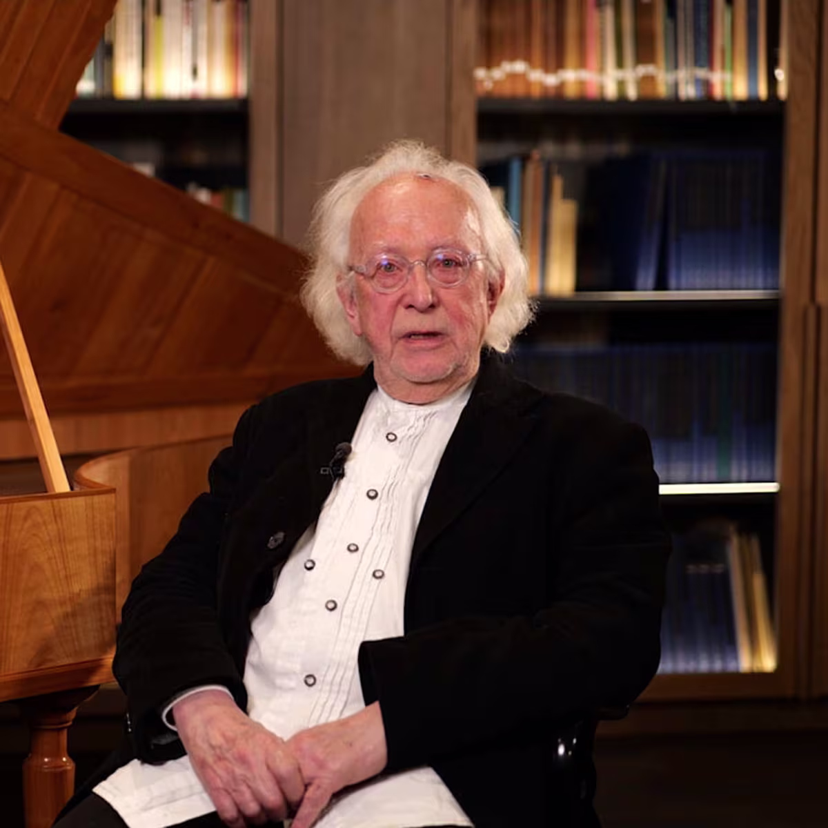Remembering Frans de Ruiter frans de ruiter sits in front of a fortepiano