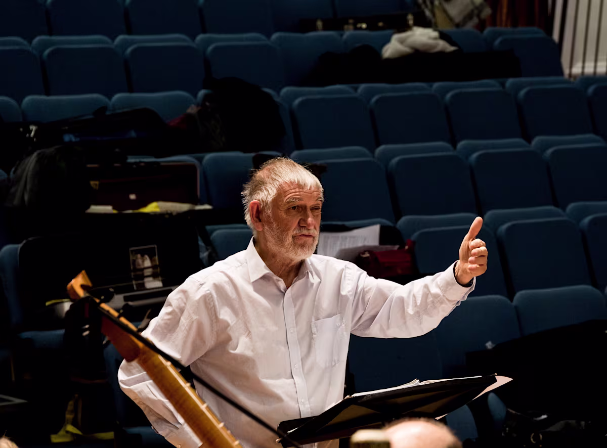 Peter Holman in rehearsal with Leeds Baroque | image courtesy of Leeds Baroque