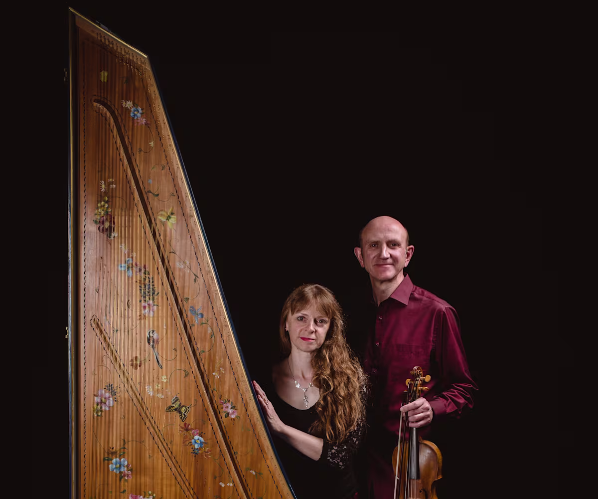 Noel sing we! Noel sing we!