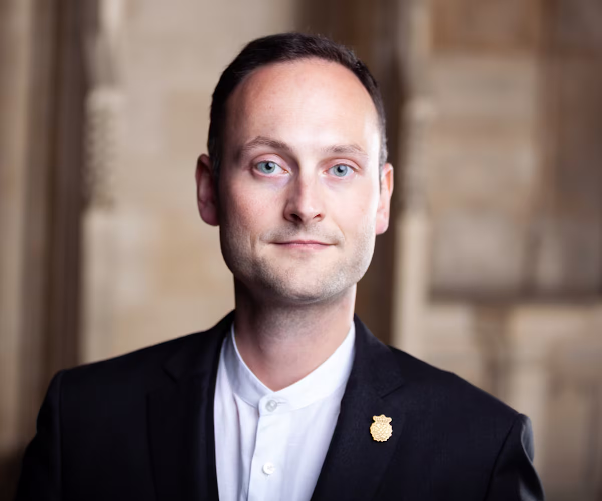 Tom Hammond-Davies Tom Hammond-Davies