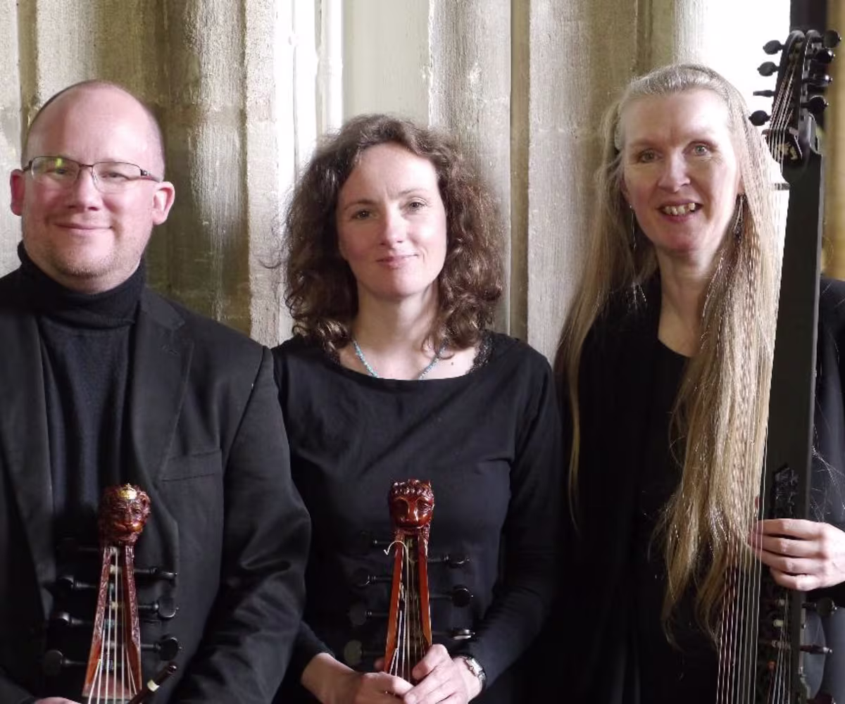 Newe Vialles - Old Viols Newe Vialles - Old Viols