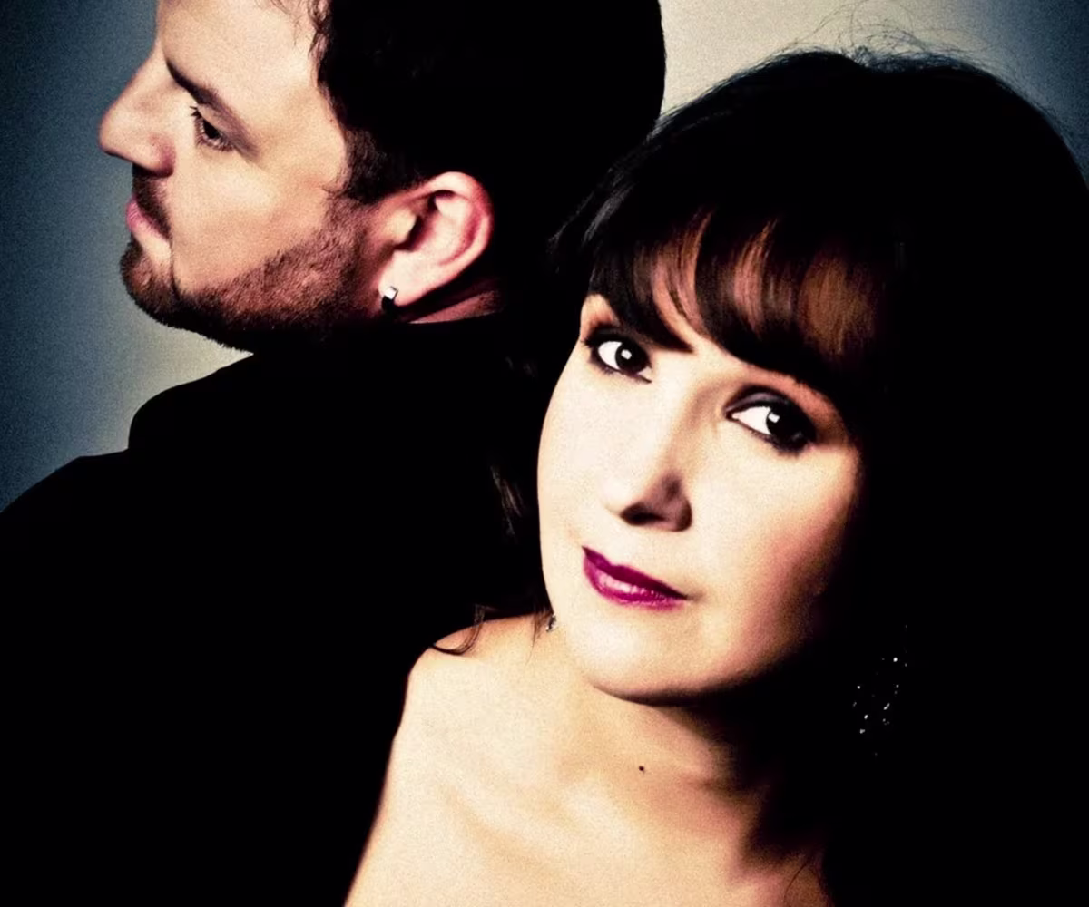 Kate Semmens (soprano) and Steven Devine (chamber organ and piano) Kate Semmens (soprano) and Steven Devine (chamber organ and piano)