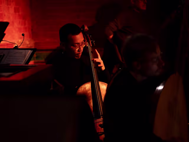 SIDE BY SIDE SIDE BY SIDE