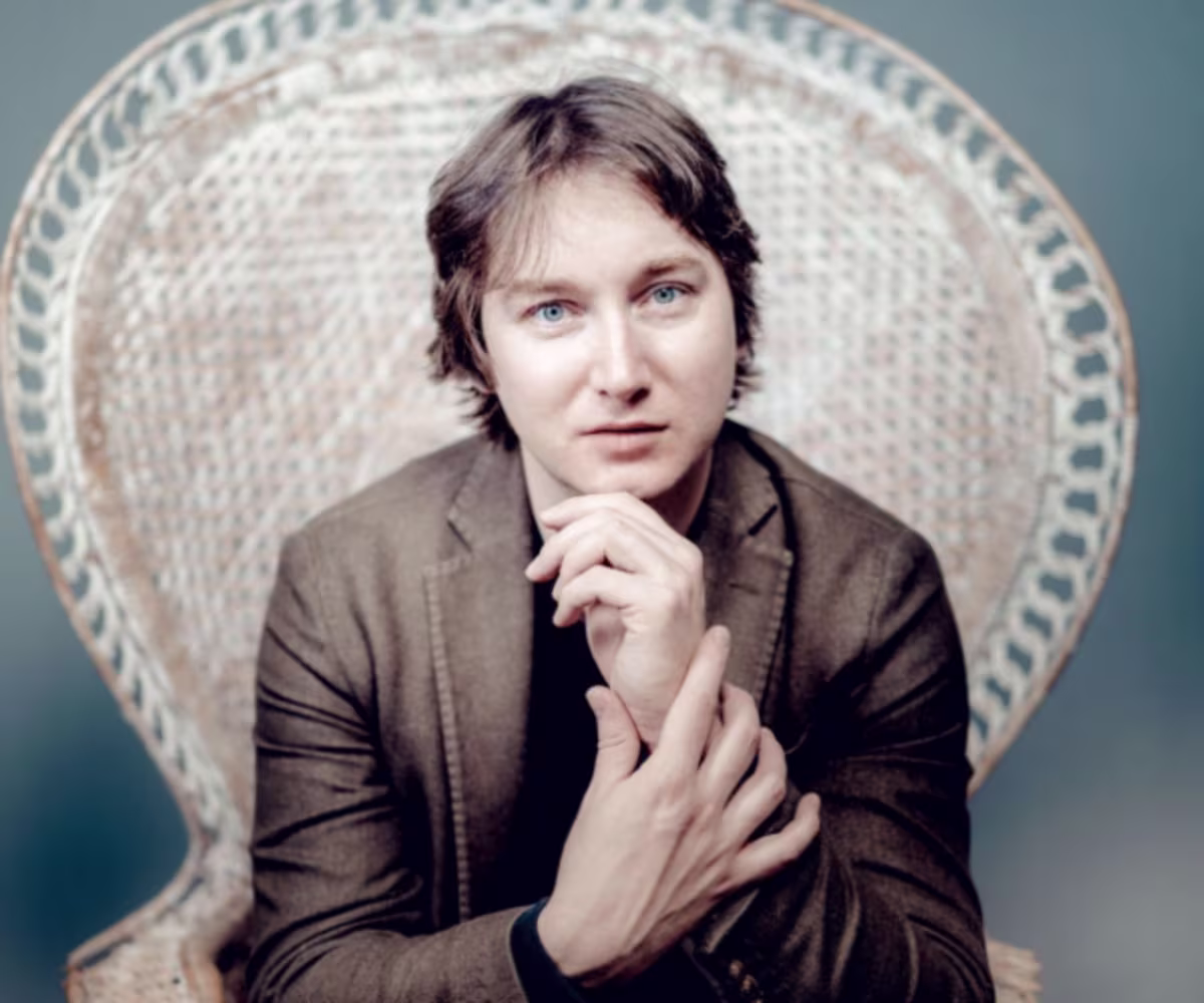Maxim Emelyanychev Plays Mozart Maxim Emelyanychev Plays Mozart