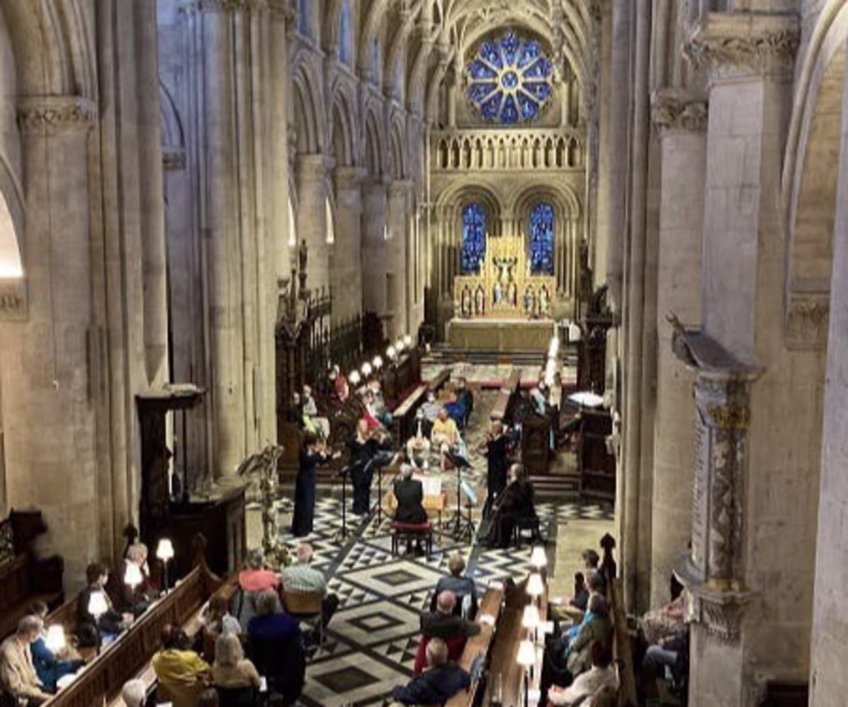 On Golden Strings On Golden Strings