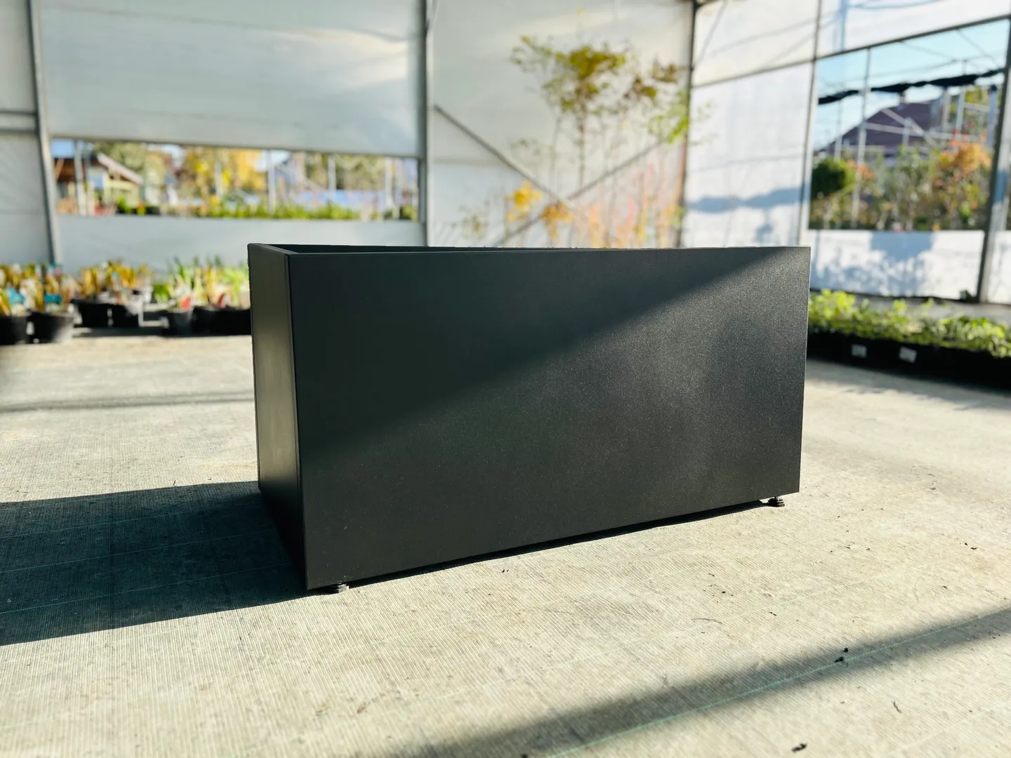 9.Metalna zardinjerajpg-desktop