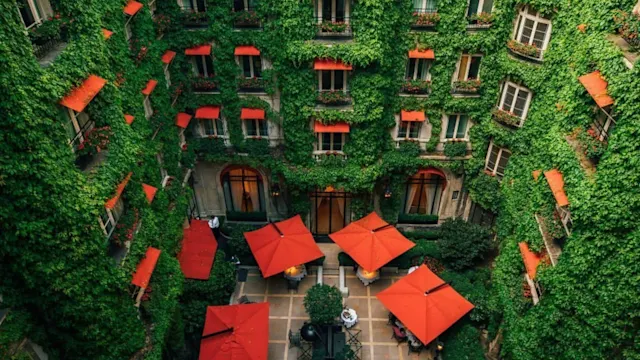 PlazaAthenee_mainImage.jpg