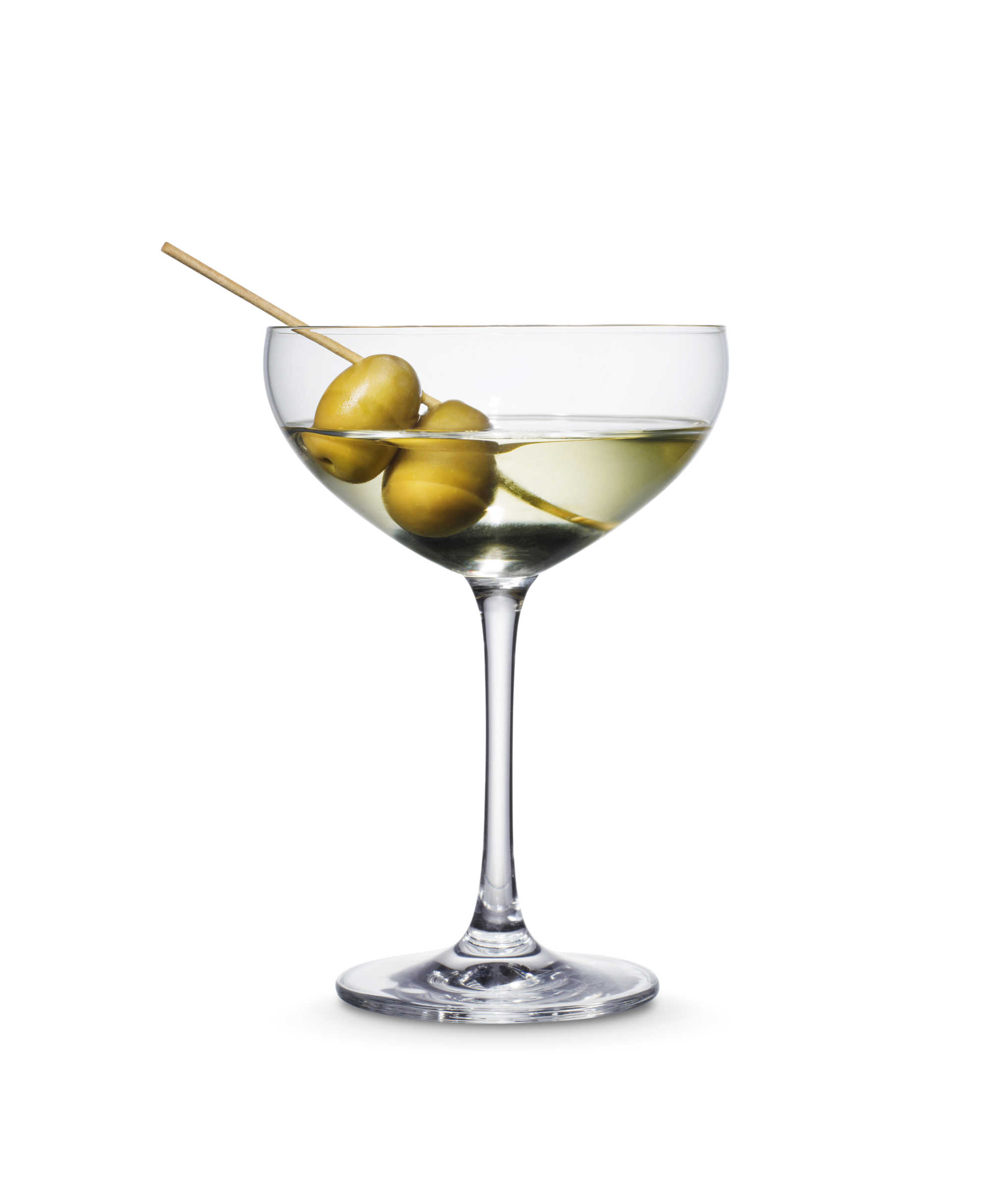 Ginistä valmistettu martini cocktaillasissa, koristeena kaksi oliivia.