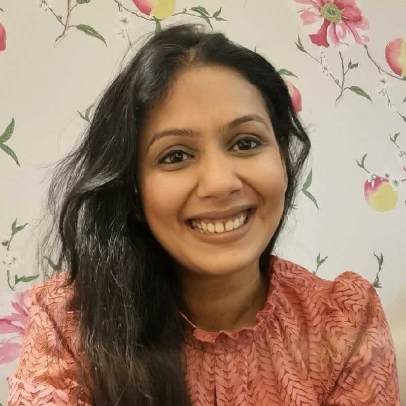 Priyanka Sogani Headshot