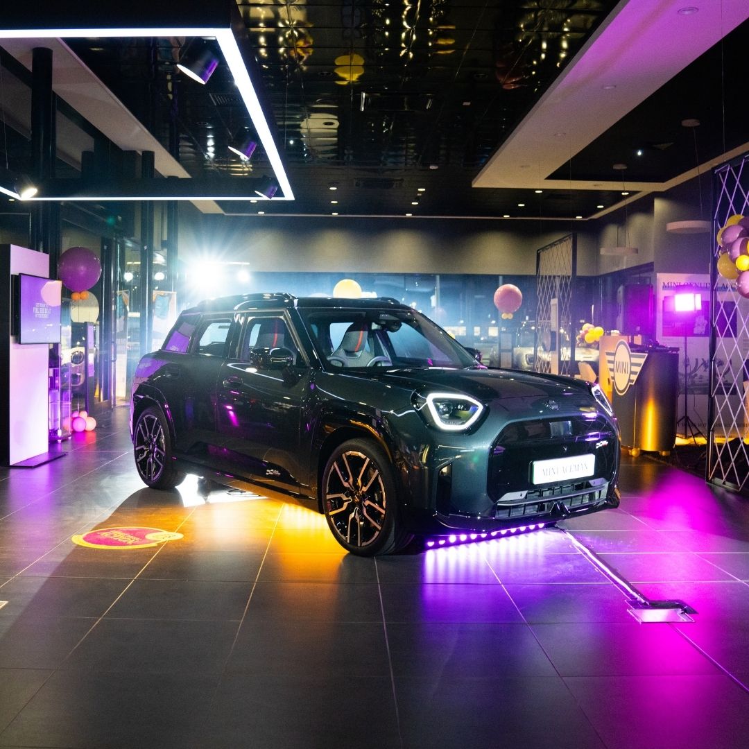 SANDAL MINI WELCOMES THE FUTURE. THE ALL-ELECTRIC MINI ACEMAN LAUNCH EVENT.