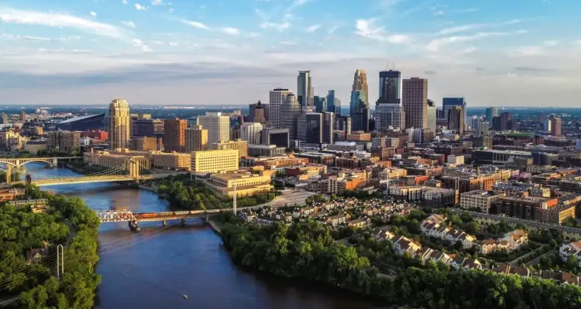 Minneapolis, MN