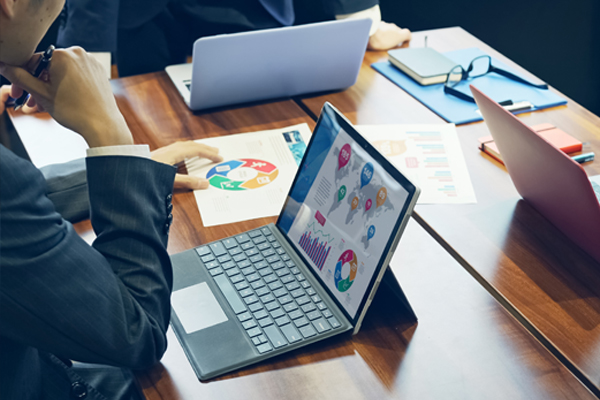 Executives looking at data THUMBNAIL