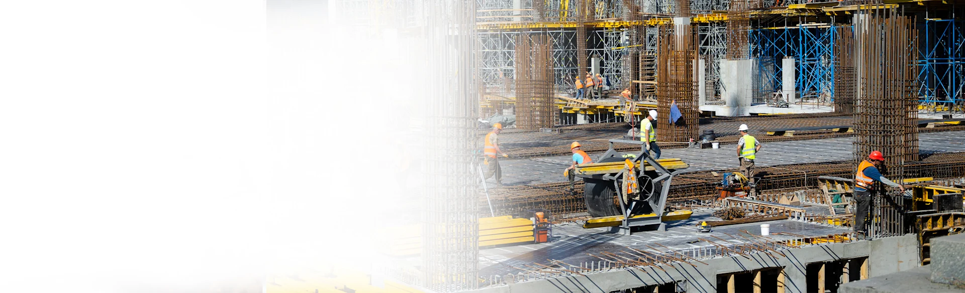 ConstructionSite-People-Helmets HERO