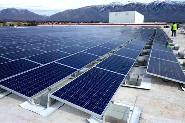Row or solar panels 200x900