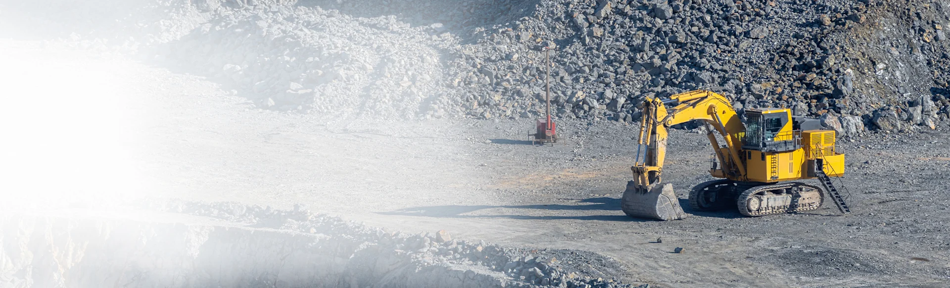 Yellow-excavator-crawler-mine HEROImage