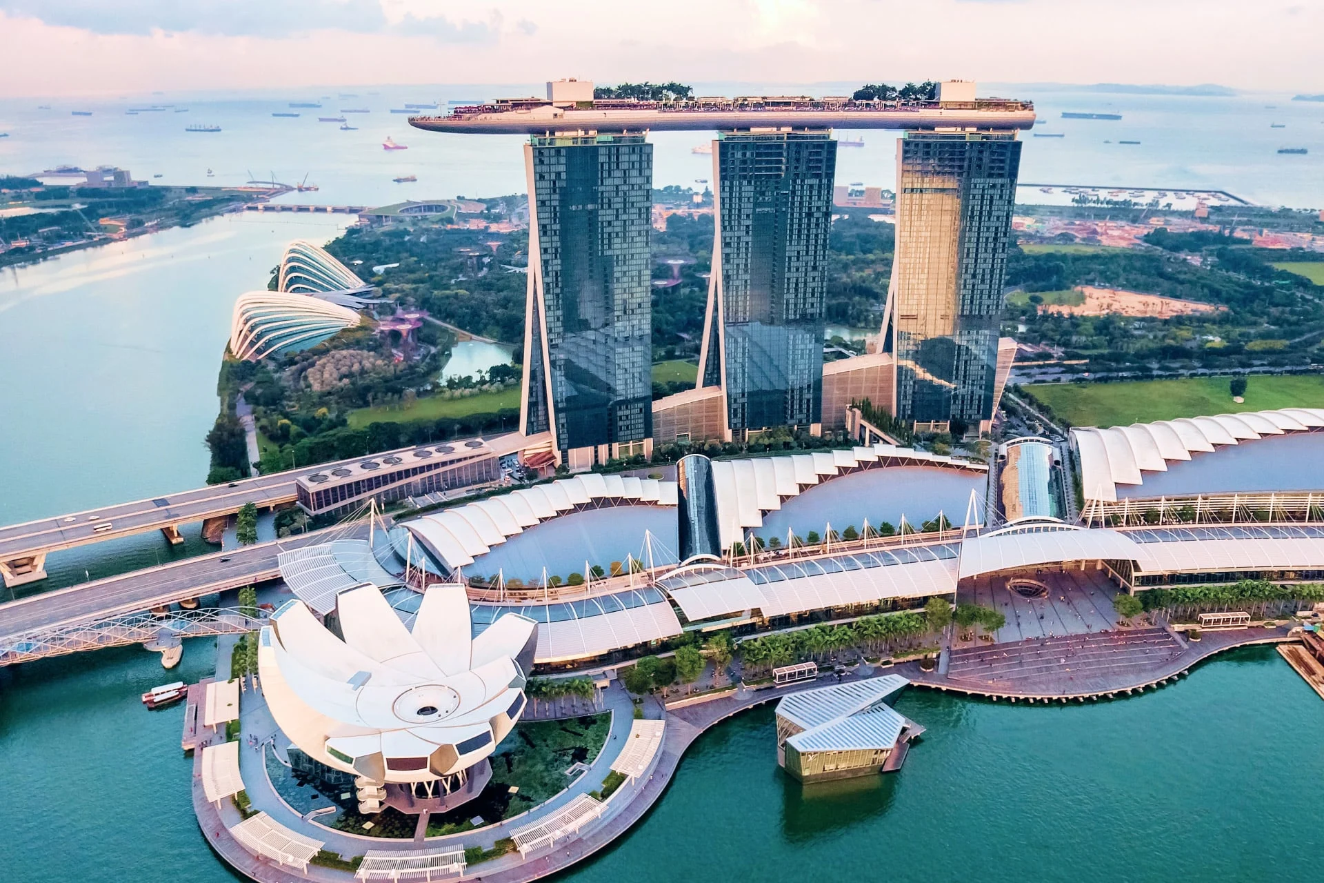 An aerial view of the marina bay sands hotel in singapore.