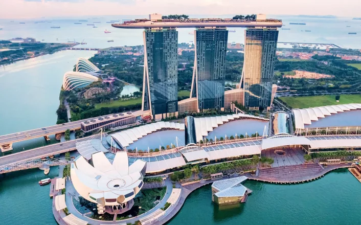 An aerial view of the marina bay sands hotel in singapore.