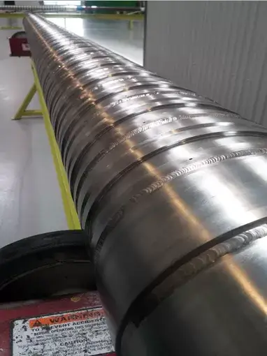 La construcción de la barrera anular Welltec requiere múltiples soldaduras de alta calidad.