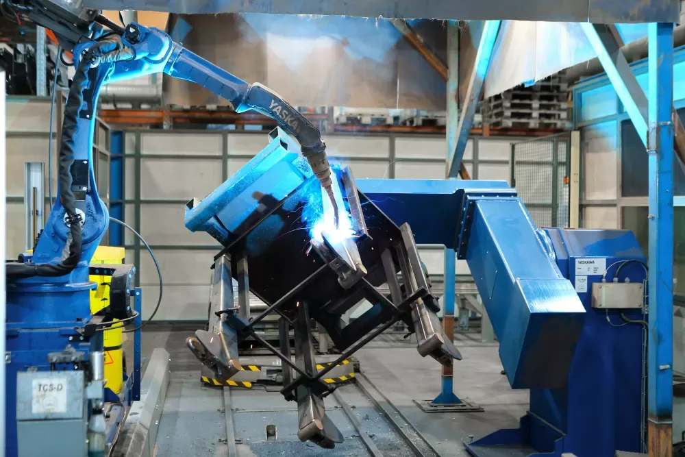 WeldEye monitors the work of welding robots and enables the traceability of individual welds.