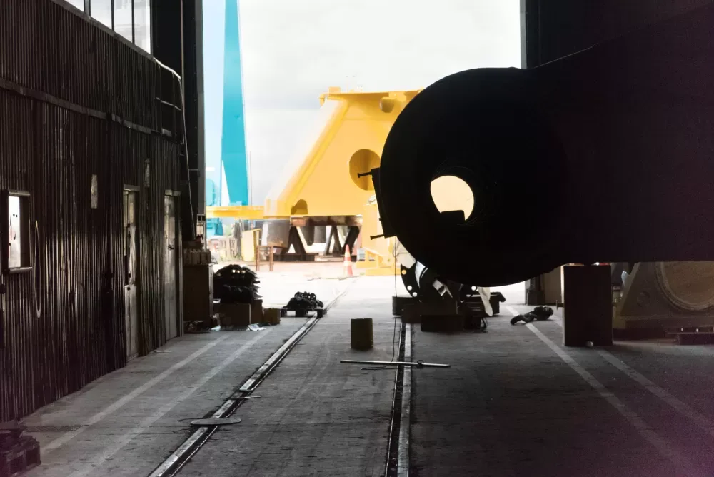 Levator's key strengths include its own port and a large lifting capacity over water.