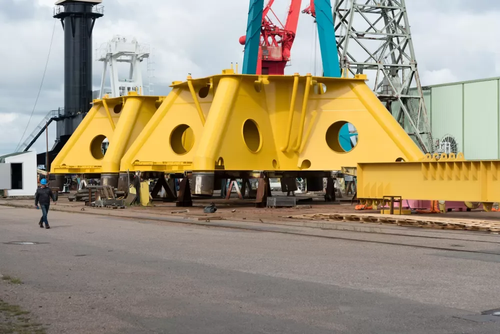 During the torture test, Levator produced one 150-ton transition piece for the Beatrice wind farm in Scotland every five working days.