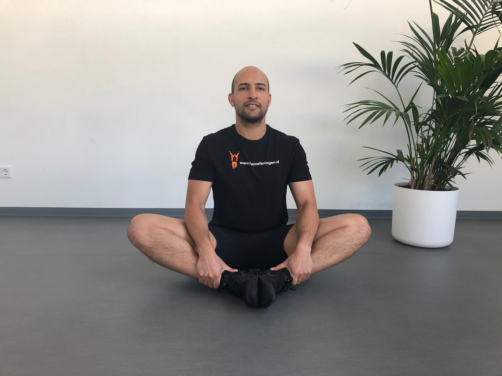 Inklemming Heup Inklemming (Femoral Acetabular Impingement) | FysiOefeningen.nl ...