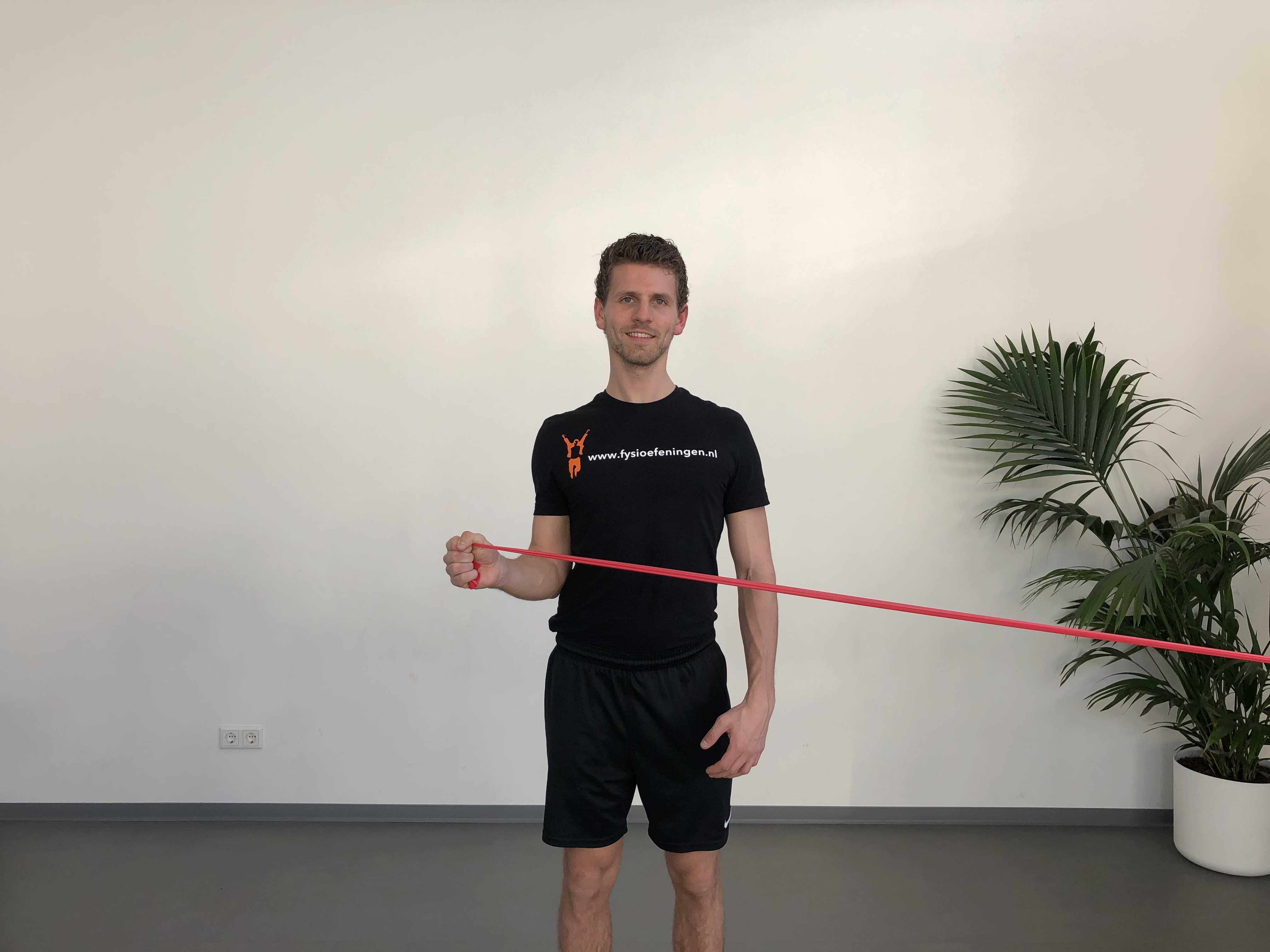 Schouder | Staand | Concentrisch exorotatie | Fysioefeningen.nl | Breda