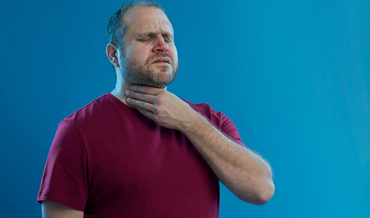 O xarope Vick ajuda a controlar a tosse rapidamente porque ele envolve a  garganta deixando uma camada protetora proporcionando uma sensação  refrescante., By Farmácias Independente